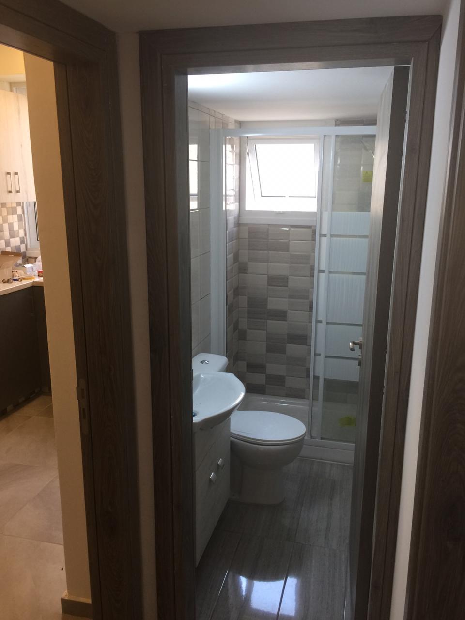 Ванная комната в апартаментах в Ларнаке