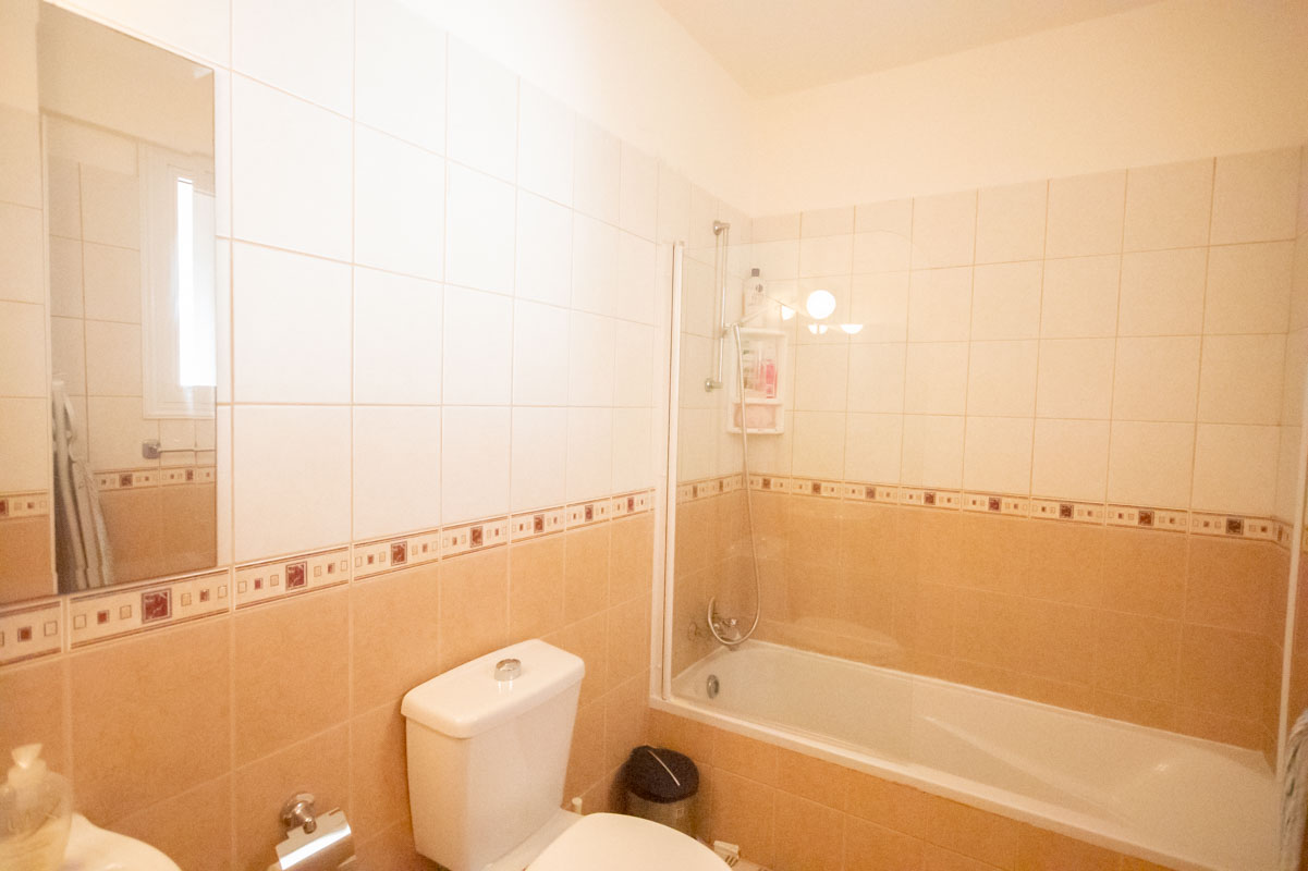Купить квартиру на Кипре - ванная
