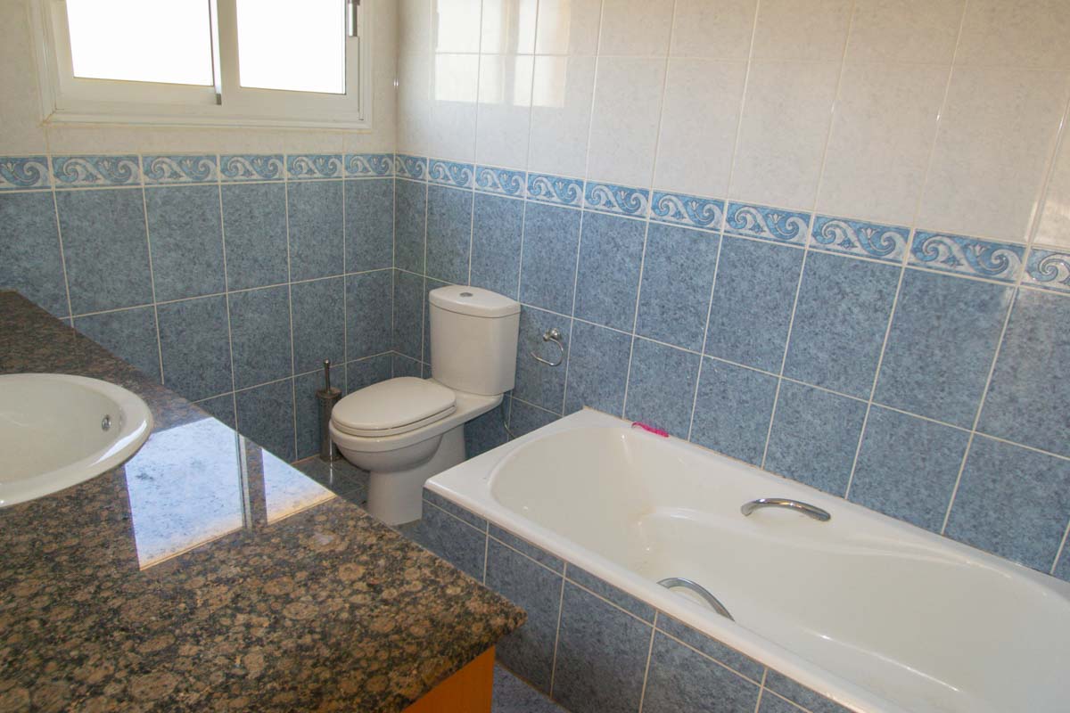 четырехспальная вилла в Пернере - ванная