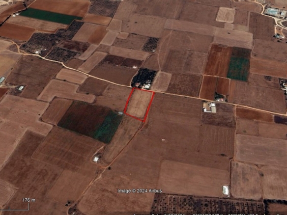 Земельный участок во Френаросе